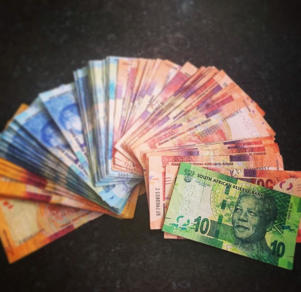 The Best Way To Carry Foreign Currency Abroad The Best Way To Carry Foreign Currency Abroad